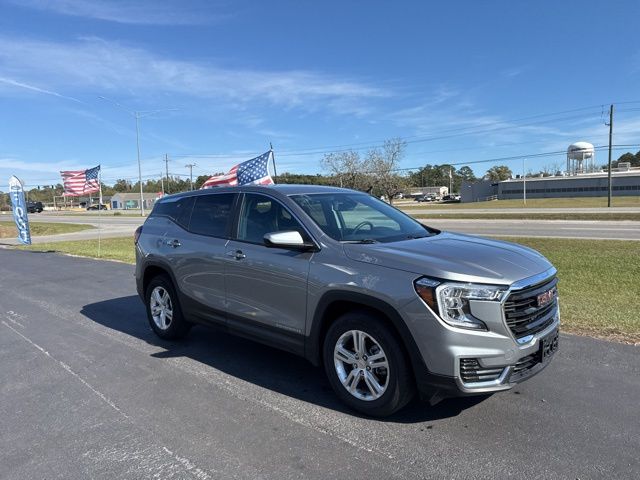 2024 Gmc Terrain SLE photo 3