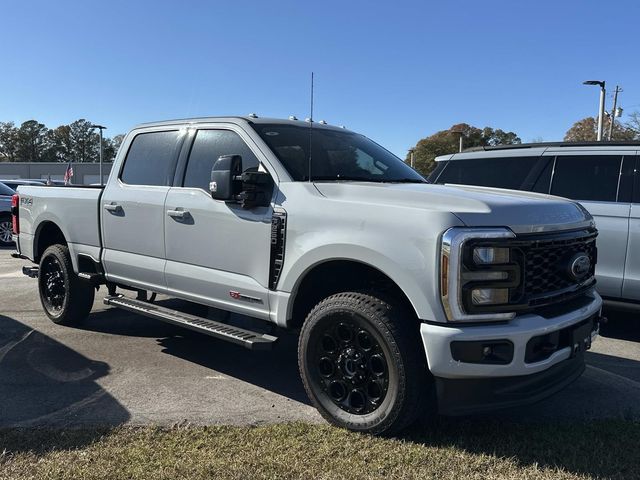 2026 Ford F-250 Super Duty Lariat's photo