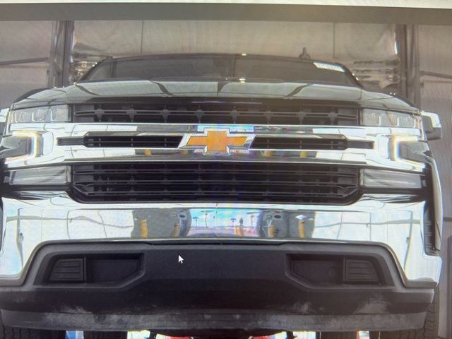 2019 Chevrolet Silverado 1500 LT photo 3