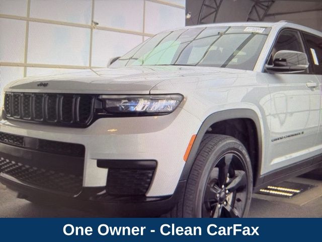 2023 Jeep Grand Cherokee L Altitude's photo