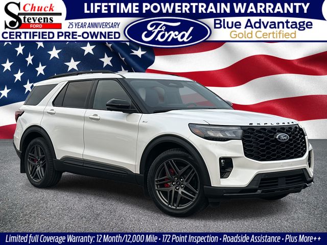 2025 Ford Explorer ST-LINE's photo