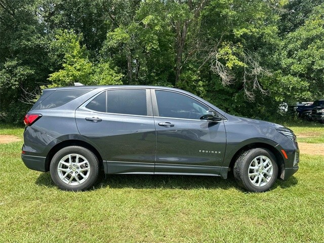 2023 Chevrolet Equinox LT photo 4