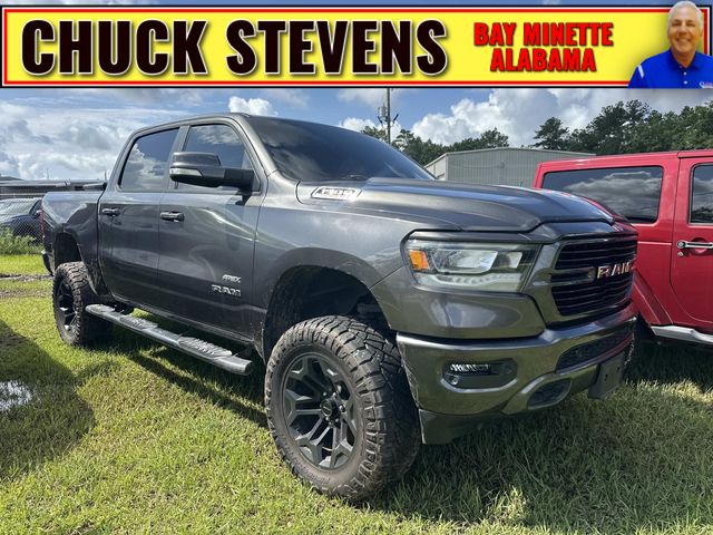 2020 RAM 1500 Big Horn/Lone Star 4x4 Crew Cab 5'7's photo