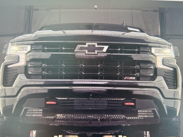 2024 Chevrolet Silverado 1500 LT Trail Boss photo 3
