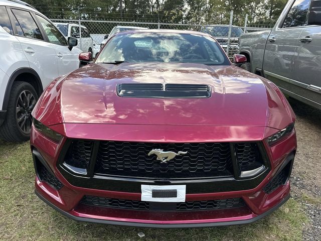 2025 Ford Mustang GT photo 2