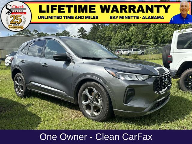 2023 Ford Escape ST-Line FWD's photo