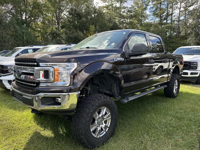 2019 Ford F-150 XLT photo 2