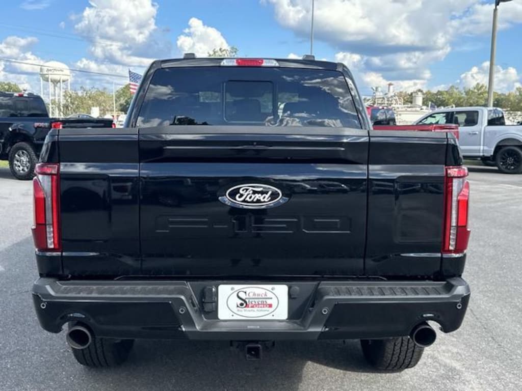 New 2025 Ford F-150 Lariat Truck