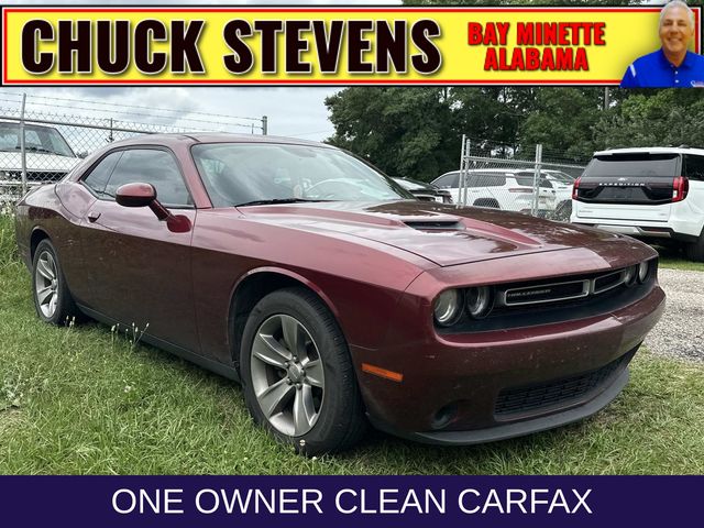 2019 Dodge Challenger SXT Auto's photo