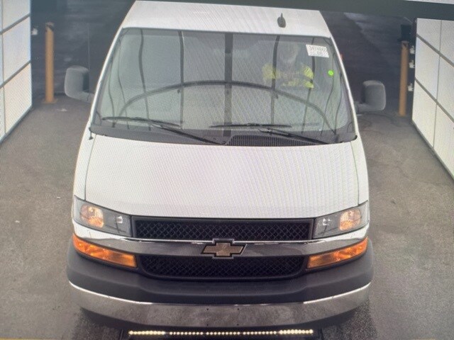2023 Chevrolet Express 2500 Cargo photo 2