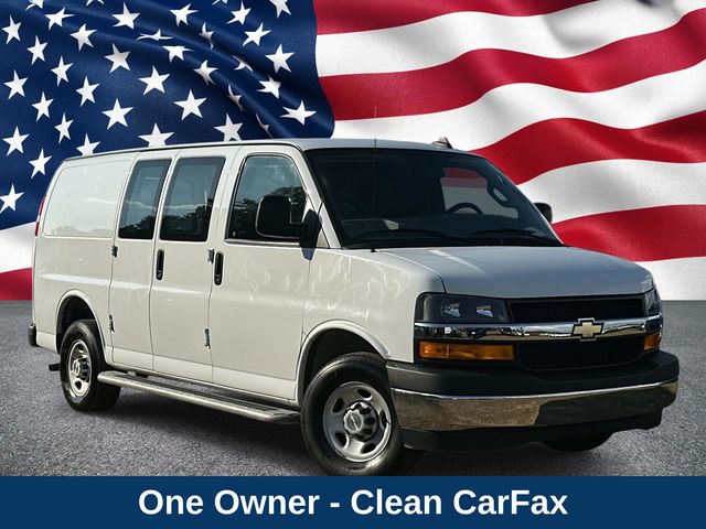 2023 Chevrolet Express Cargo Work Van's photo