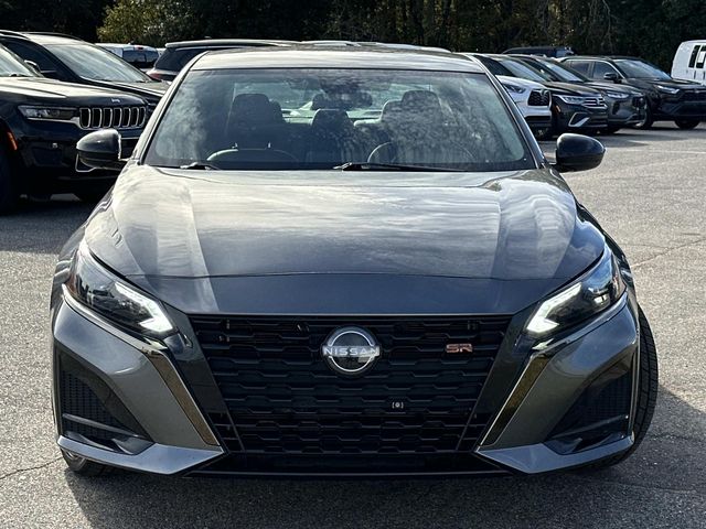 2024 Nissan Altima 2.5 SR photo 2