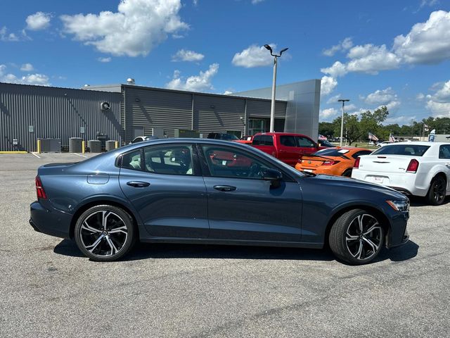 2024 Volvo S60 B5 Plus photo 4