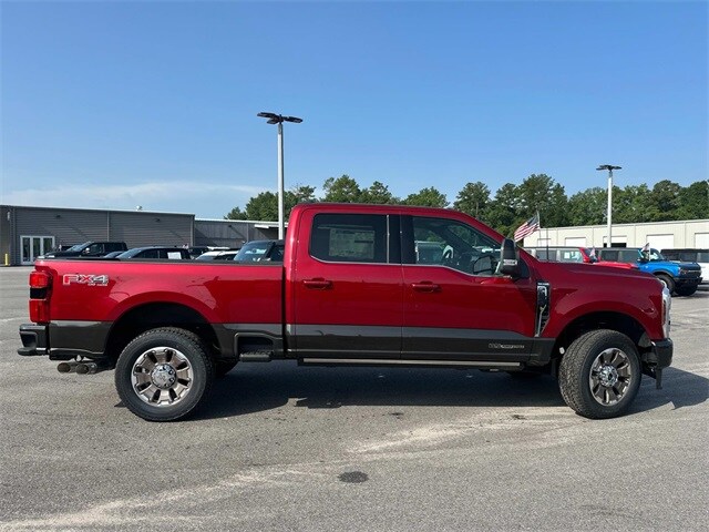 2025 Ford F-250 photo 4