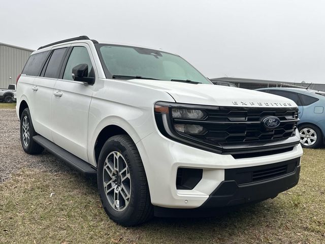 2026 Ford Expedition Active's photo
