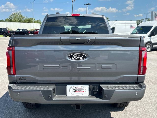 2025 Ford F-150 Lariat photo 3