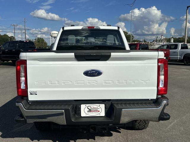 2026 Ford F-250 photo 3