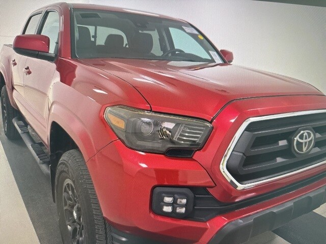 2022 Toyota Tacoma SR photo 3