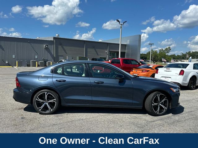 2024 Volvo S60 B5 Plus photo 4