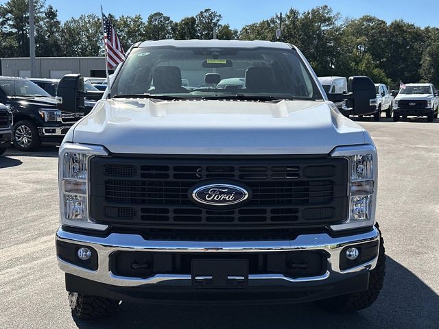 2026 Ford F-250 photo 2