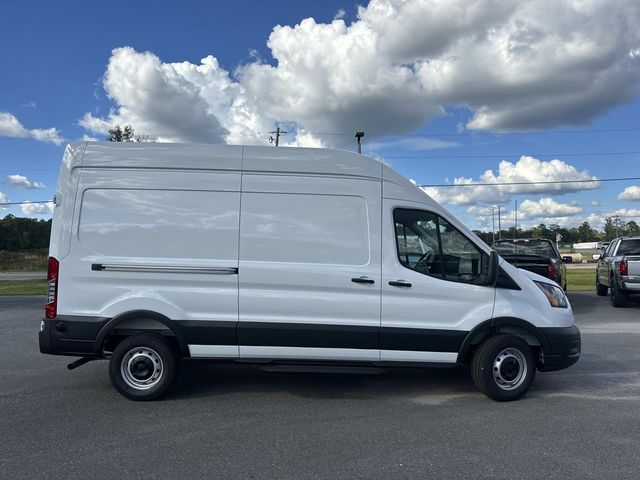 2025 Ford Transit photo 4