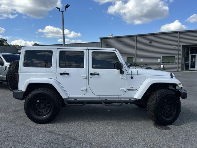2016 Jeep Wrangler Unlimited Sahara photo 4