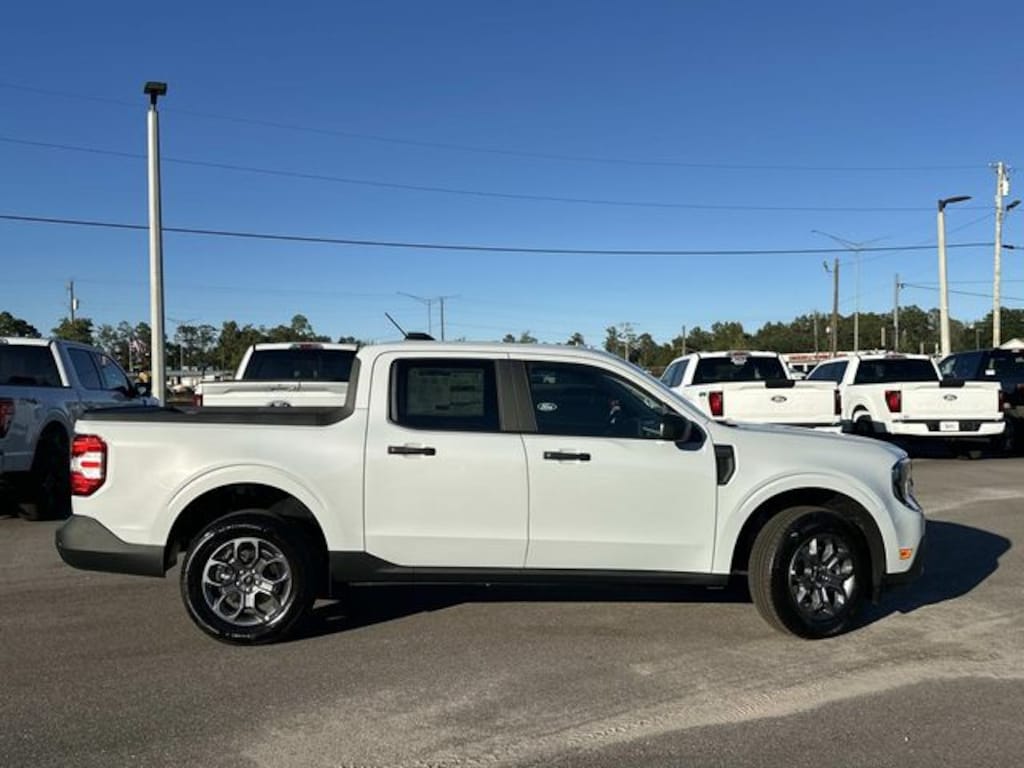 New 2025 Ford Maverick XLT Truck