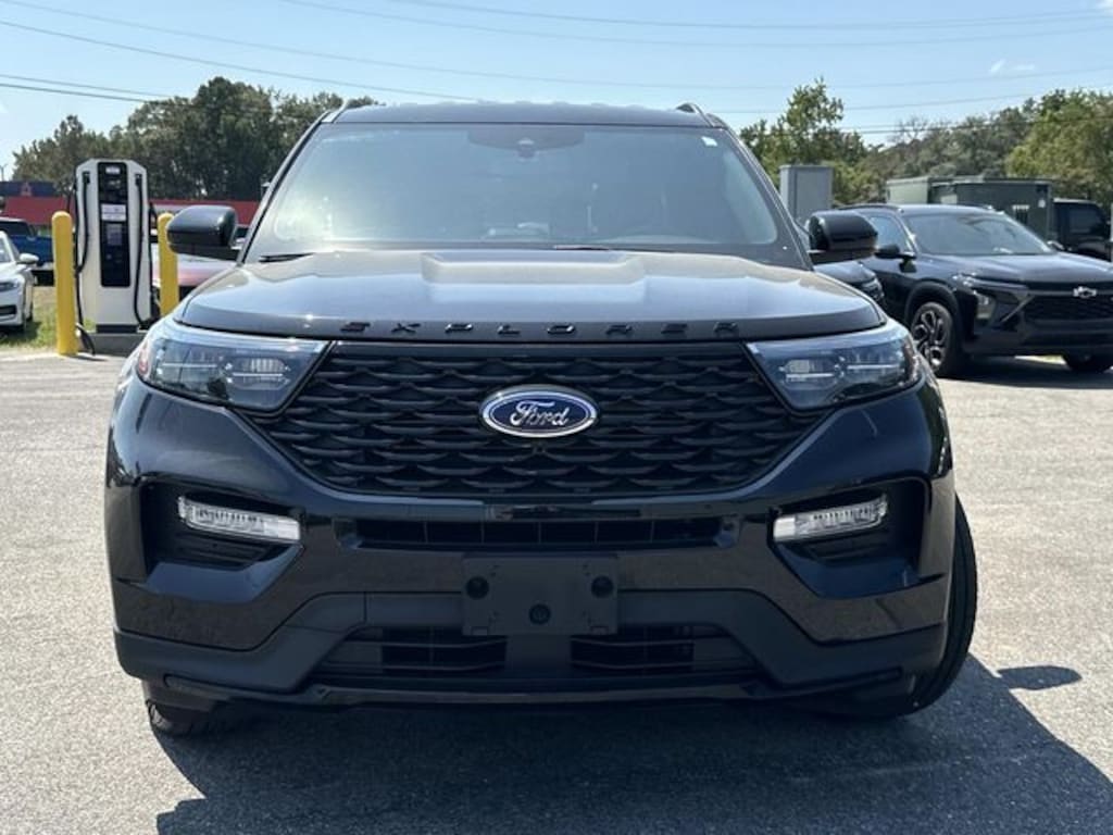 Certified 2023 Ford Explorer ST-Line SUV