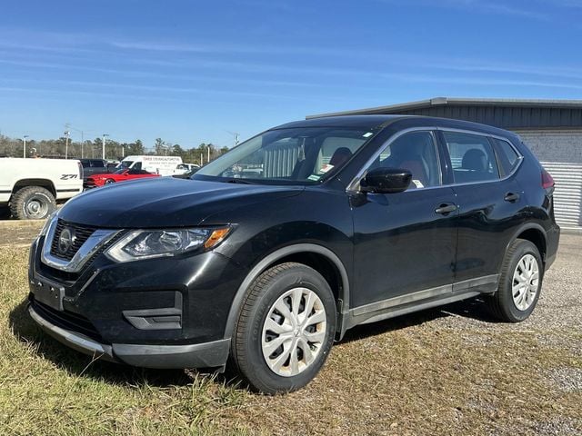 2018 Nissan Rogue S's photo