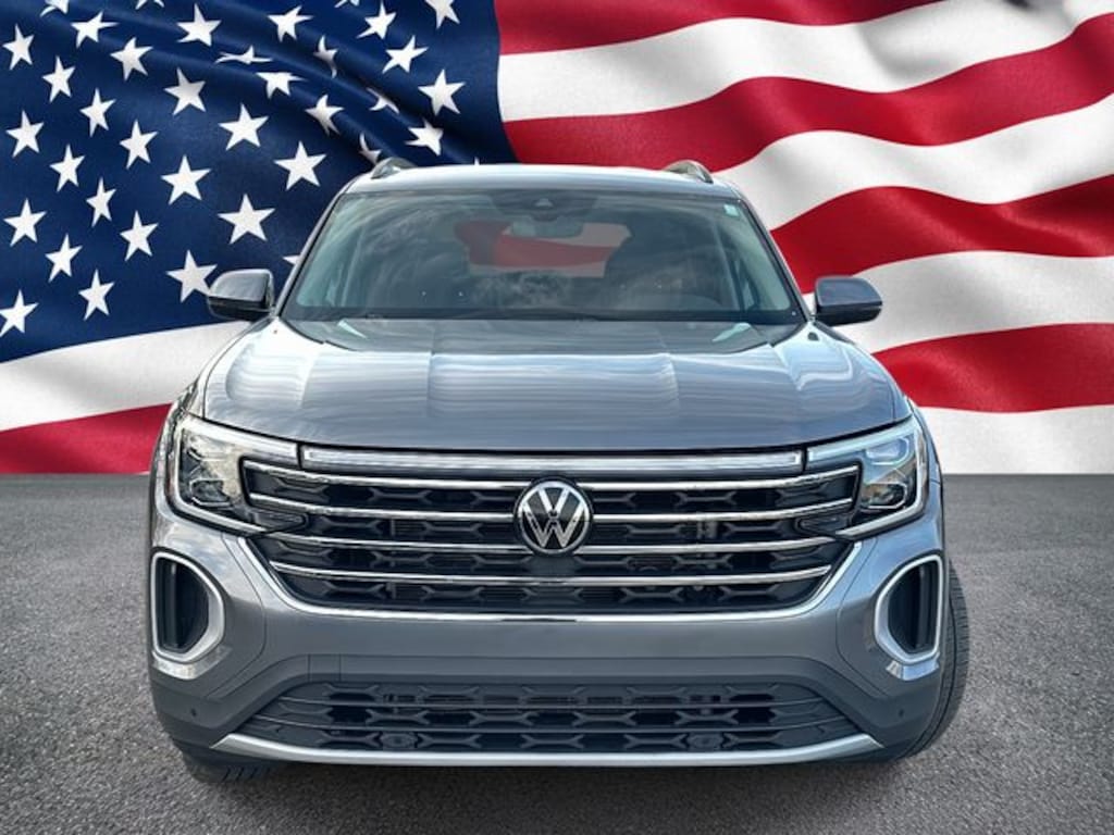 Used 2025 Volkswagen Atlas 2.0T SE w/Technology SUV