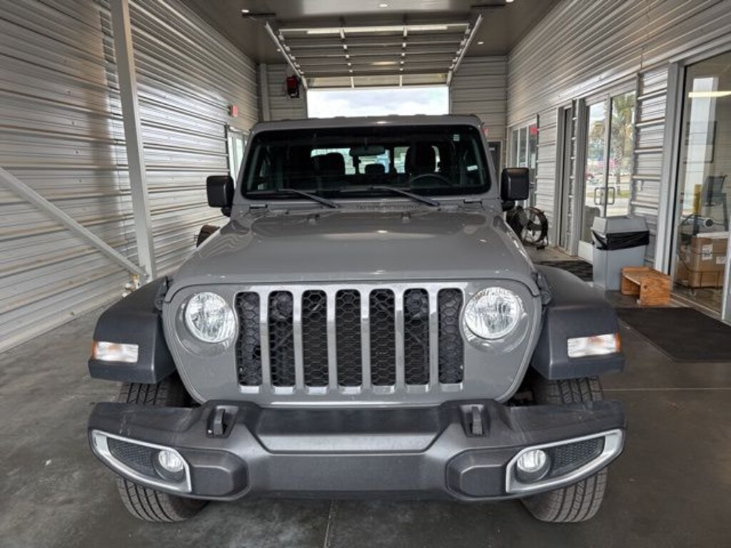 Used 2023 Jeep Gladiator Sport S Truck