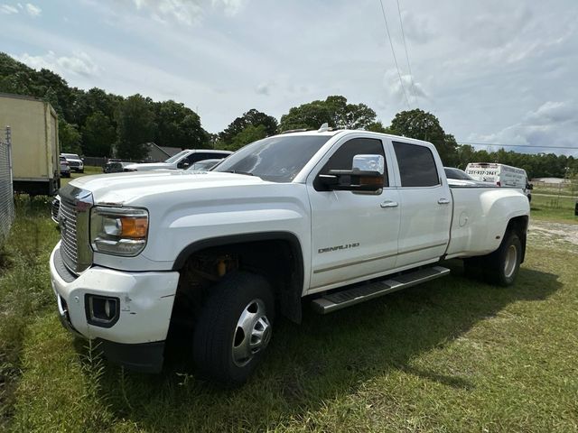 2016 GMC Sierra 4WD Crew Cab Long Box Denali DRW's photo