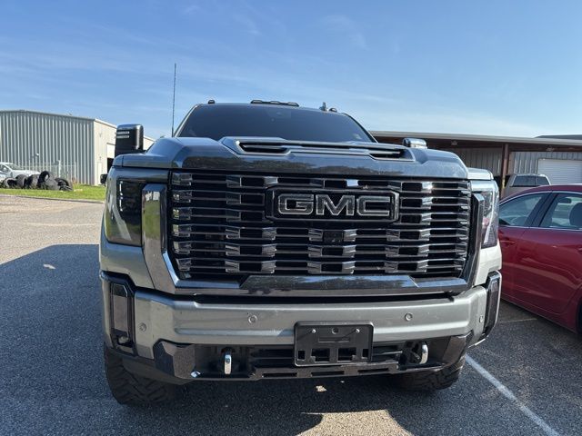 2024 Gmc Sierra HD Denali Ultimate photo 2