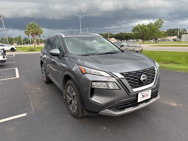 2023 Nissan Rogue SV photo 4