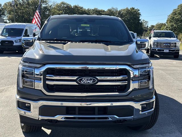 2025 Ford F-150 Lariat photo 3