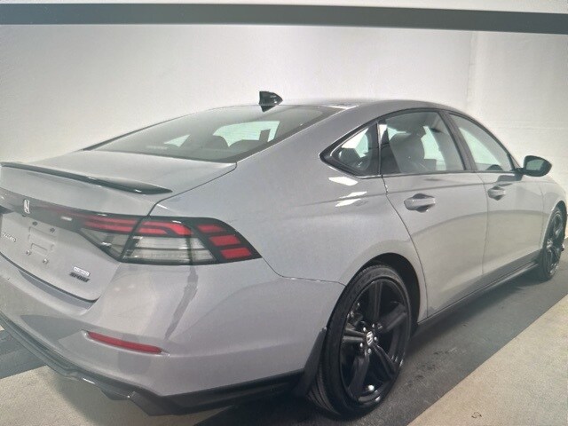 2024 Honda Accord Hybrid Sport-L photo 4