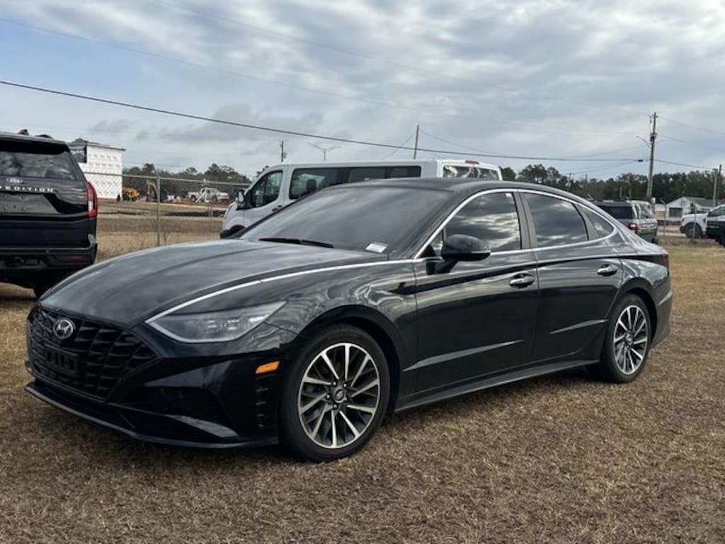 Used 2022 Hyundai Sonata Limited Sedan