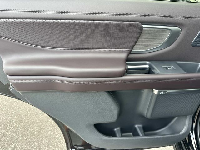2026 Ford Expedition Platinum - Photo 28