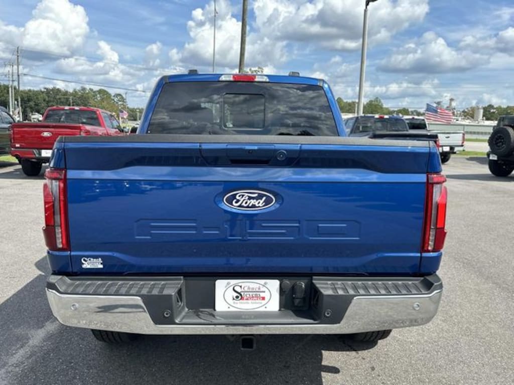 New 2025 Ford F-150 Lariat Truck