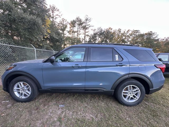 2026 Ford Explorer photo 4