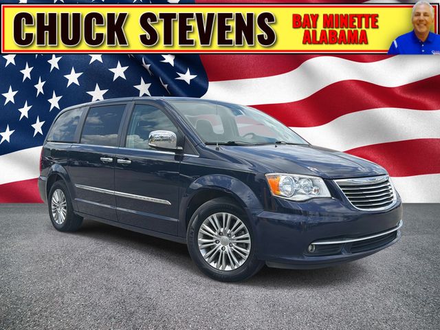 2016 Chrysler Town & Country Touring-L's photo
