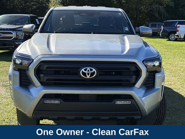 2024 Toyota Tacoma SR5 photo 2