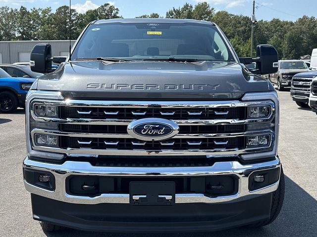 2026 Ford F-250 photo 2