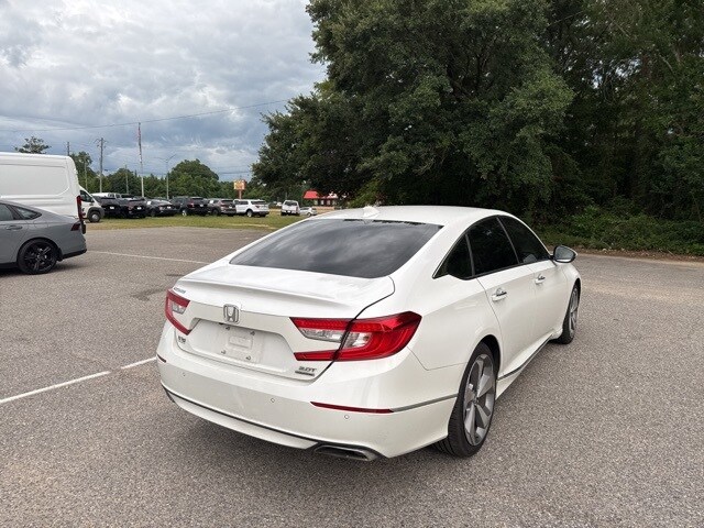 2020 Honda Accord Touring 2.0T photo 4