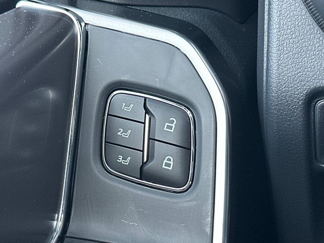 2025 Ford F-150 Platinum - Photo 26