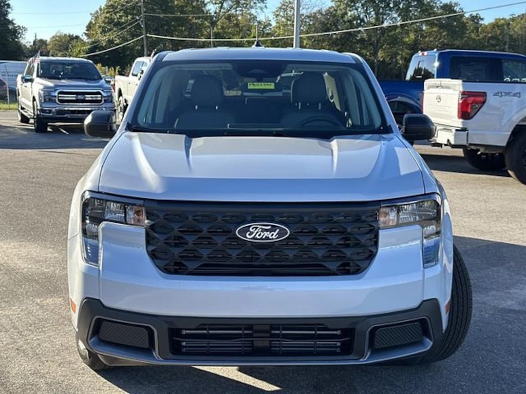 New 2025 Ford Maverick XLT Truck