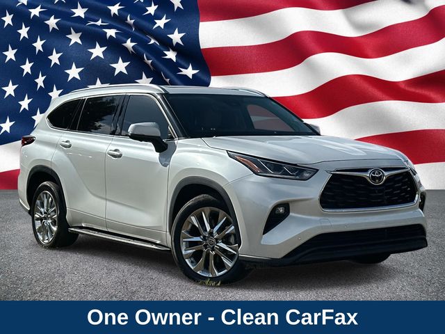 2023 Toyota Highlander Limited's photo