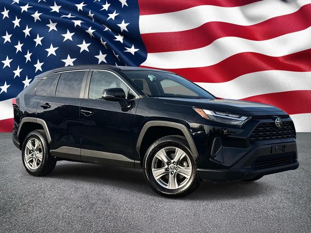 2023 Toyota RAV4 XLE's photo