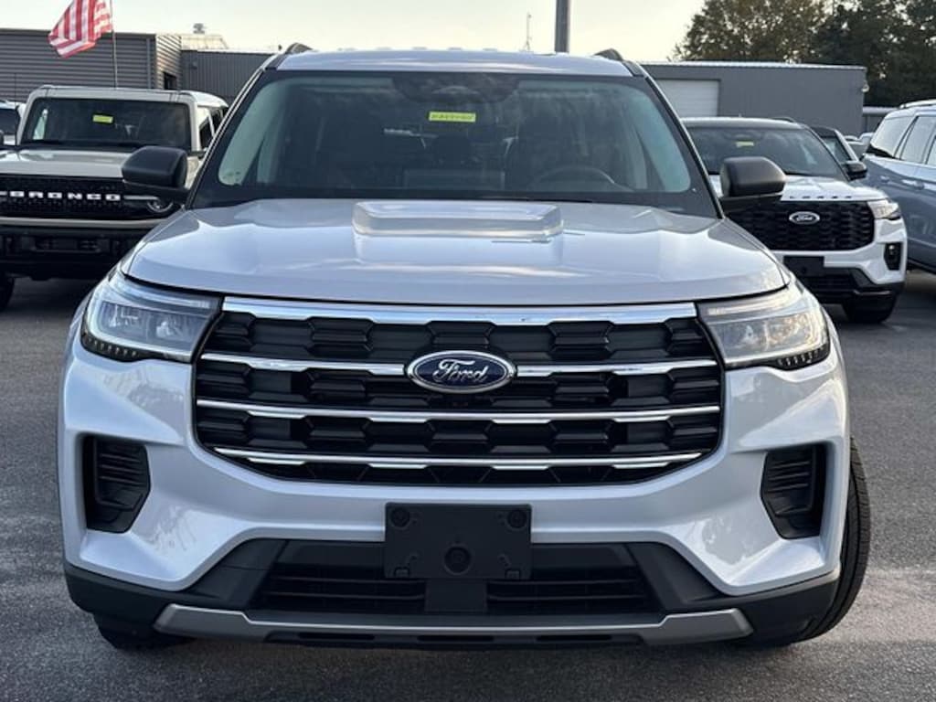 New 2026 Ford Explorer Active SUV