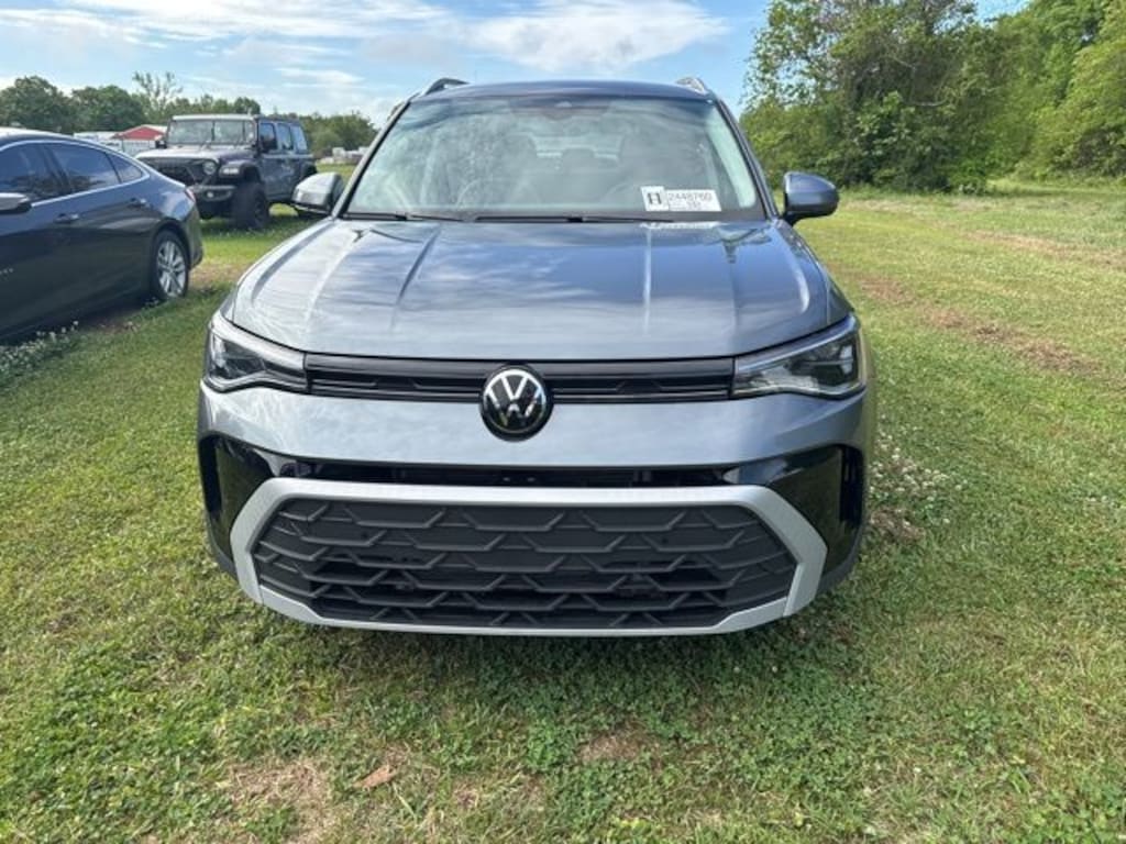 Used 2025 Volkswagen Taos 1.5T SE SUV